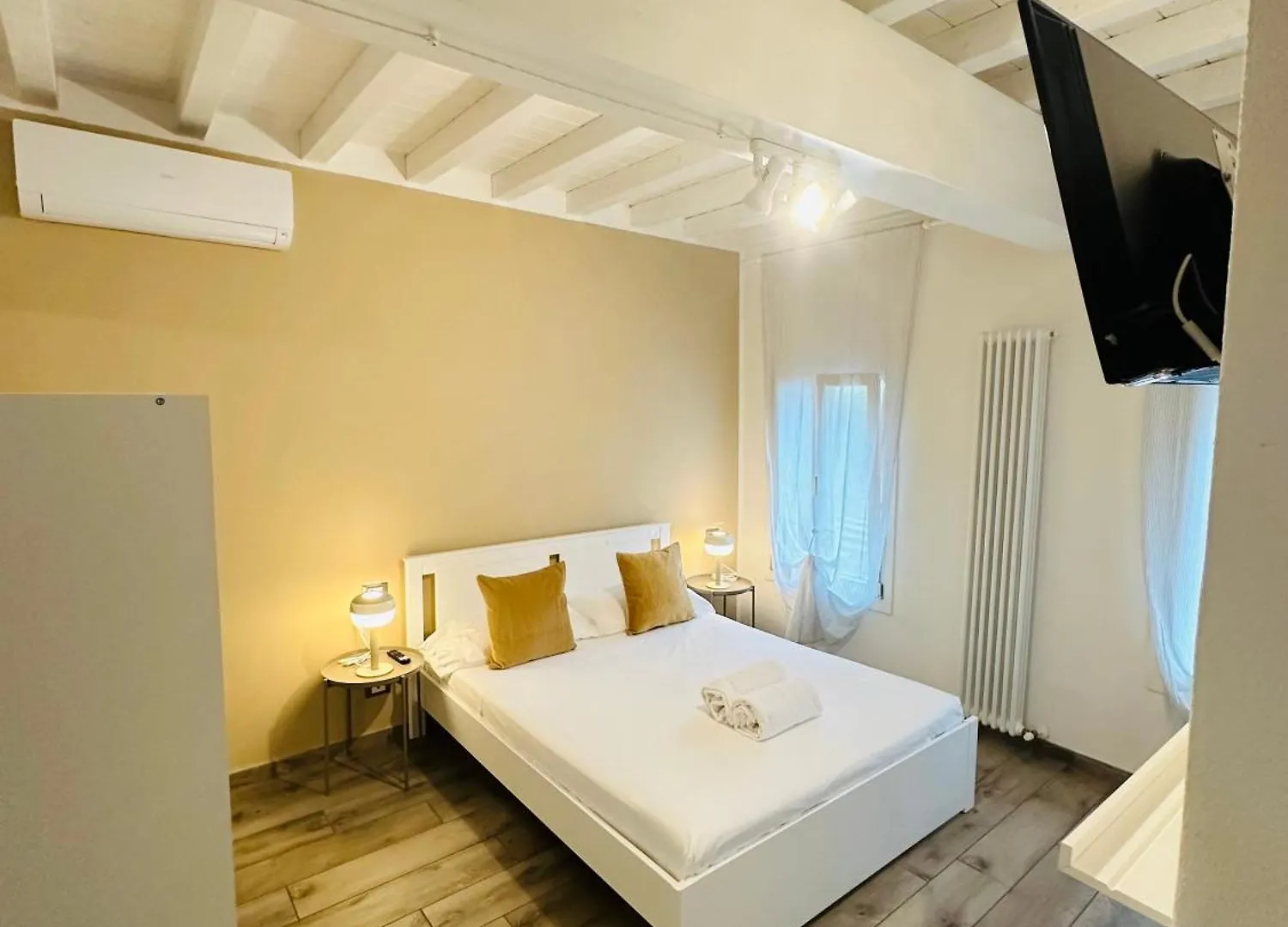 Apartment Giardini B&B Modena Italy