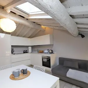 Loggia Del Tenore Apartment