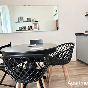 Memodena Apartment